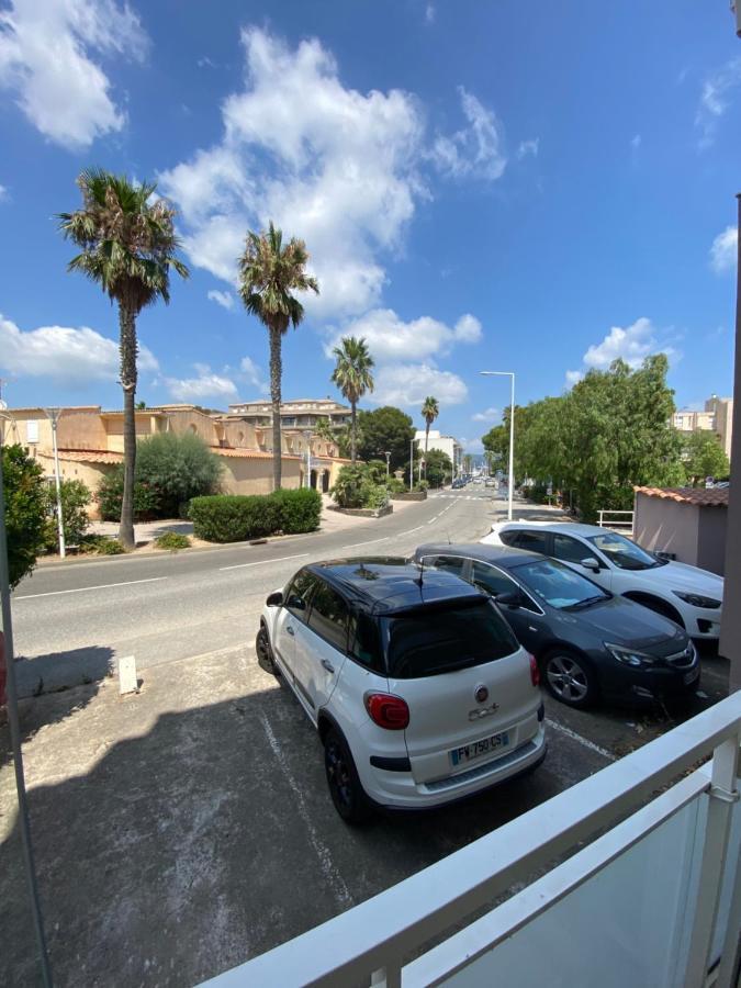 Studio Spacieux Avec Patio En Centre Ville Cavalaire-sur-Mer Exteriér fotografie